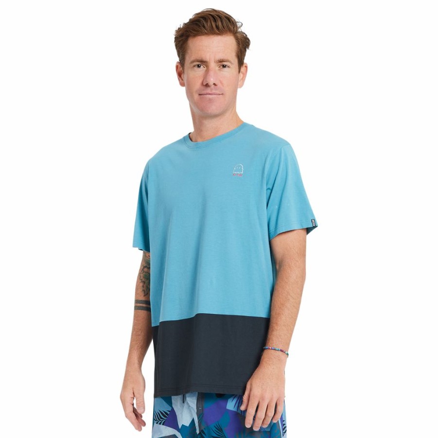 Water ION Tees | Men T-Shirt Palm Huggers Shortsleeve